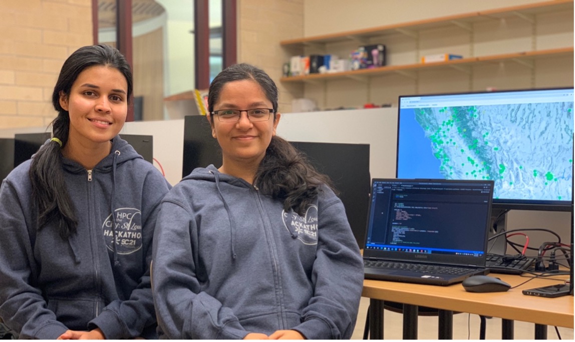 Hackathon team photo with Urvashi Kishnani and Nidhi Madabhushi