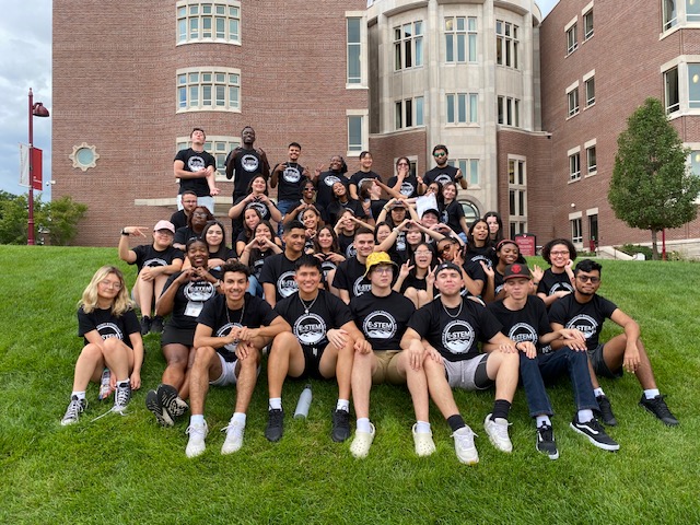 E-STEM students in front of the Ritchie School